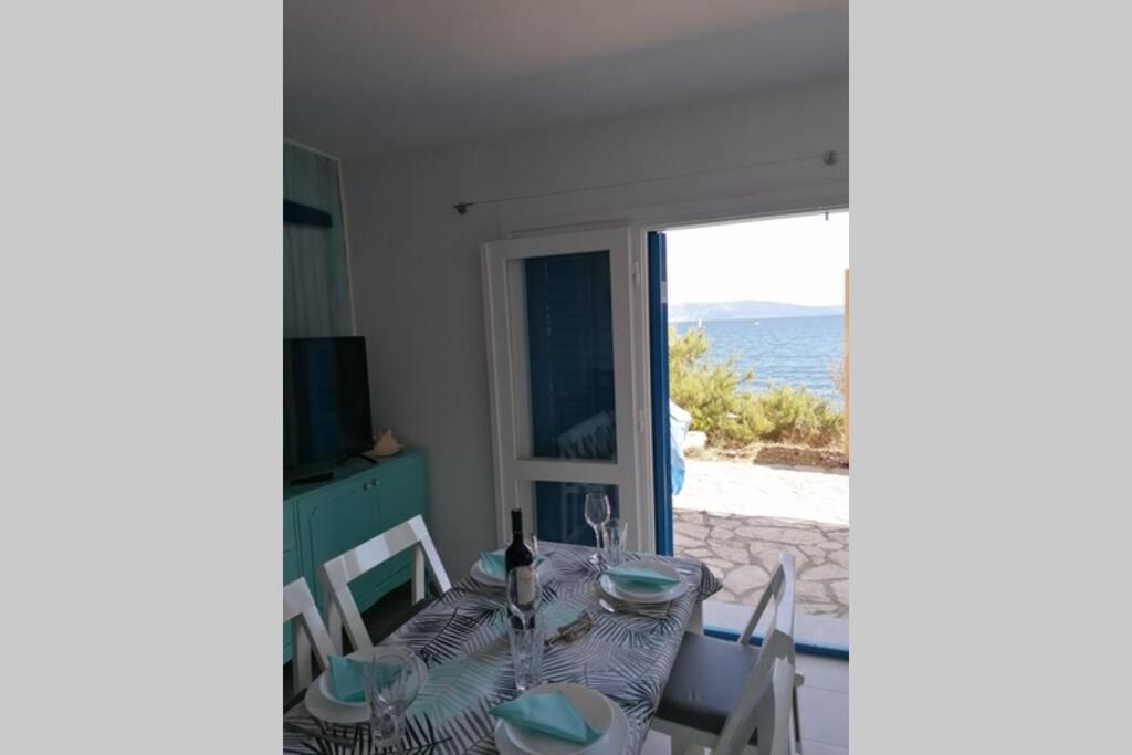 Apartment By The Sea- Santa Marina Rasa Экстерьер фото