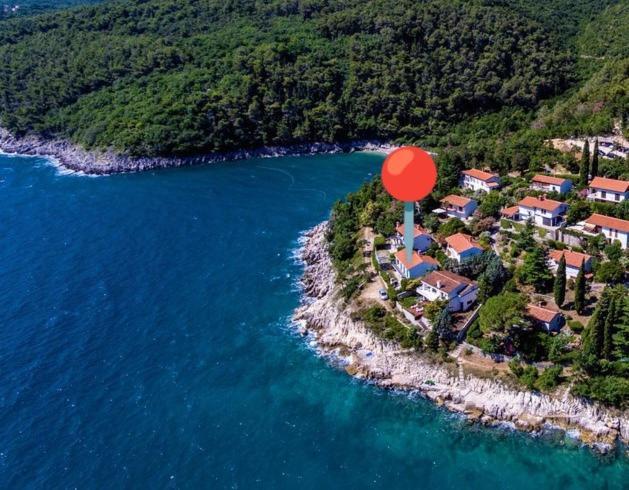 Apartment By The Sea- Santa Marina Rasa Экстерьер фото